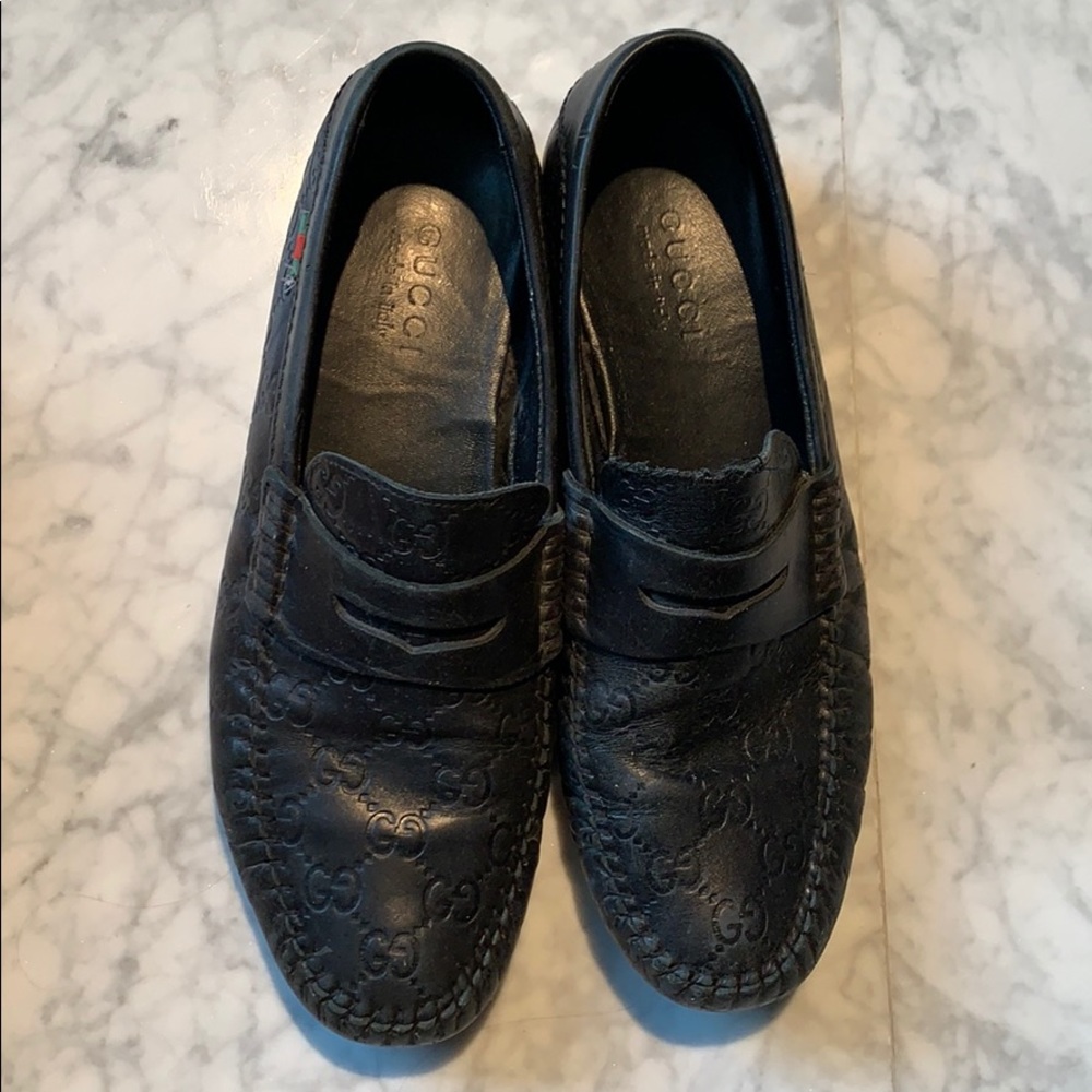 GUCCI Kanye Embossed GG Driving Shoe in black - Picture 2 of 7